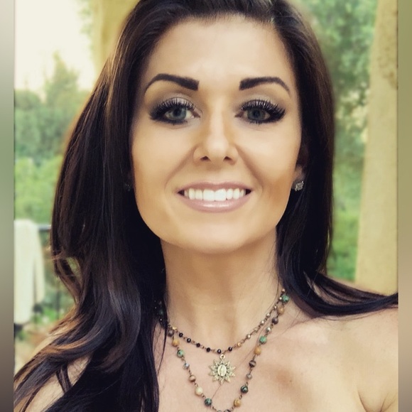 Like My Closet Flyer for updates and show information and time💗⭐️🤍 - Picture 2 of 10